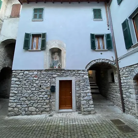 別荘 Lake House Near Bellagio *